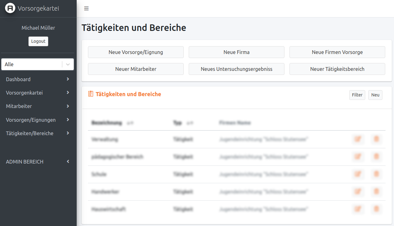 Benutzerinterface mit Men&uuml; auf der linken Seite und Tabelle 